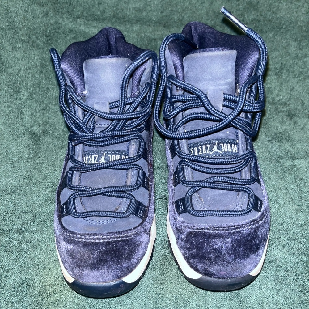 Kids Nike Air Jordan 11 Retro Midnight Navy Velvet